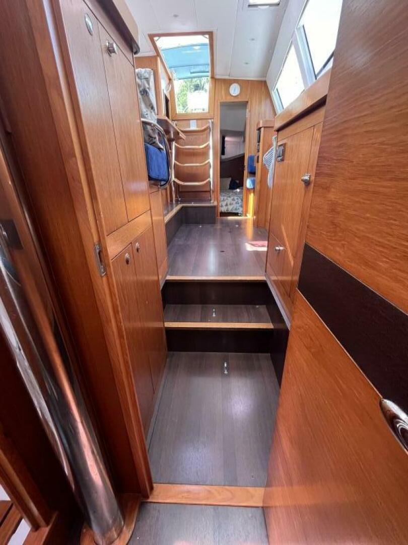 Slide: The Image of Wauquiez Pilot Saloon 41 2007 - 4580243