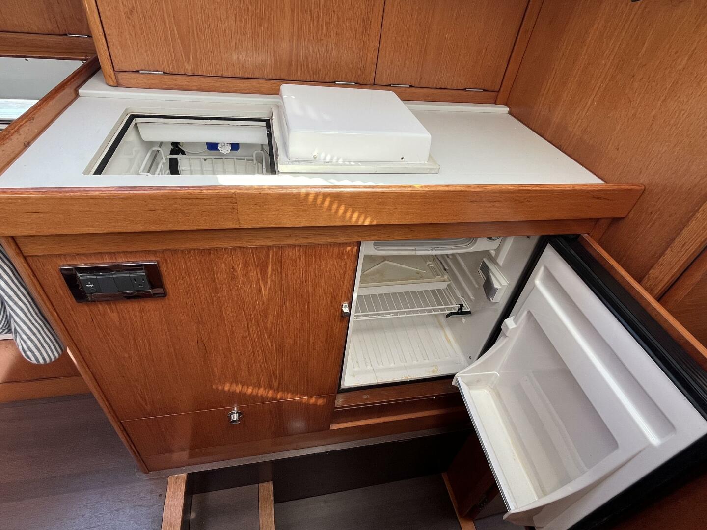 Slide: The Image of Wauquiez Pilot Saloon 41 2007 - 4580192