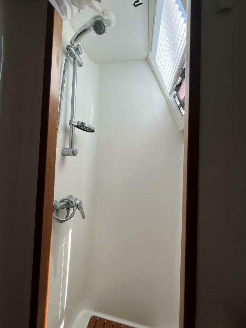 Slide: The Image of Wauquiez Pilot Saloon 41 2007 - 4580353