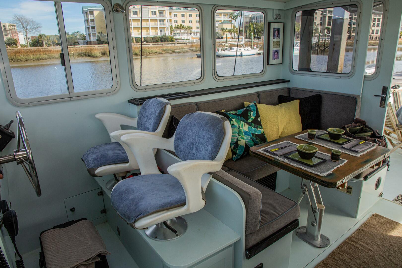 Slide: The Image of 40' Wayne Beal Downeast Cruiser 2002 - Cummins 540 HP For Sale - 5481804