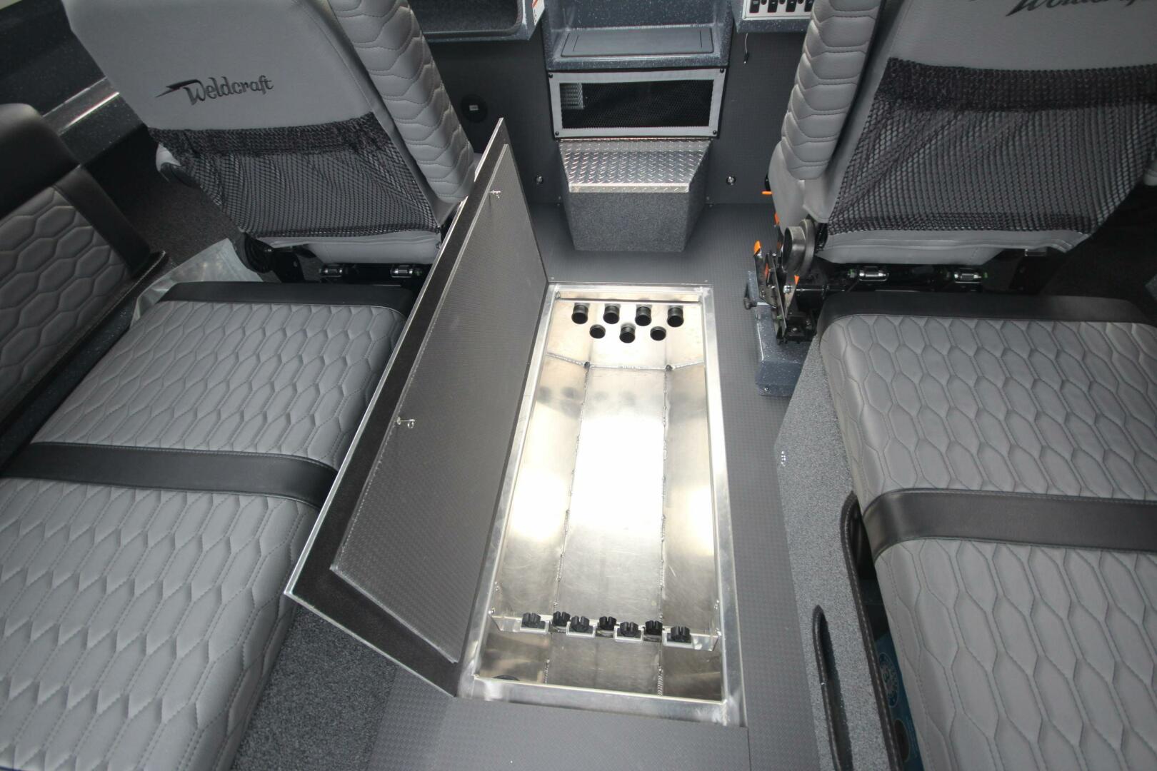 Slide: The Image of Weldcraft 240 Ocean King Great Lakes Edition 2025 - 5166160