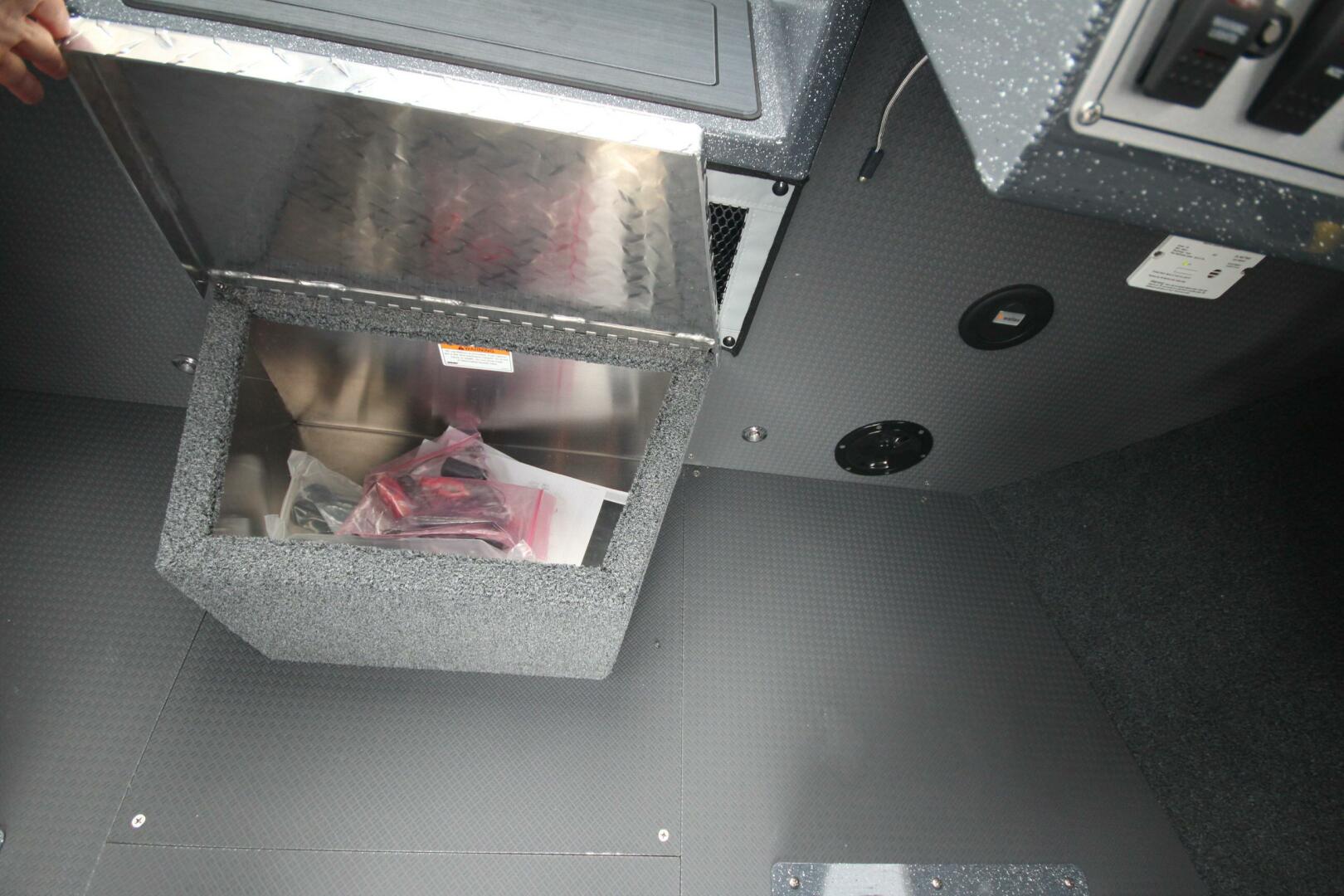 Slide: The Image of Weldcraft 240 Ocean King Great Lakes Edition 2025 - 5166161