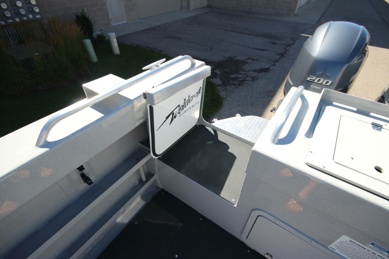 Slide: The Image of Weldcraft 260 Cuddy King 2023 - 5172833