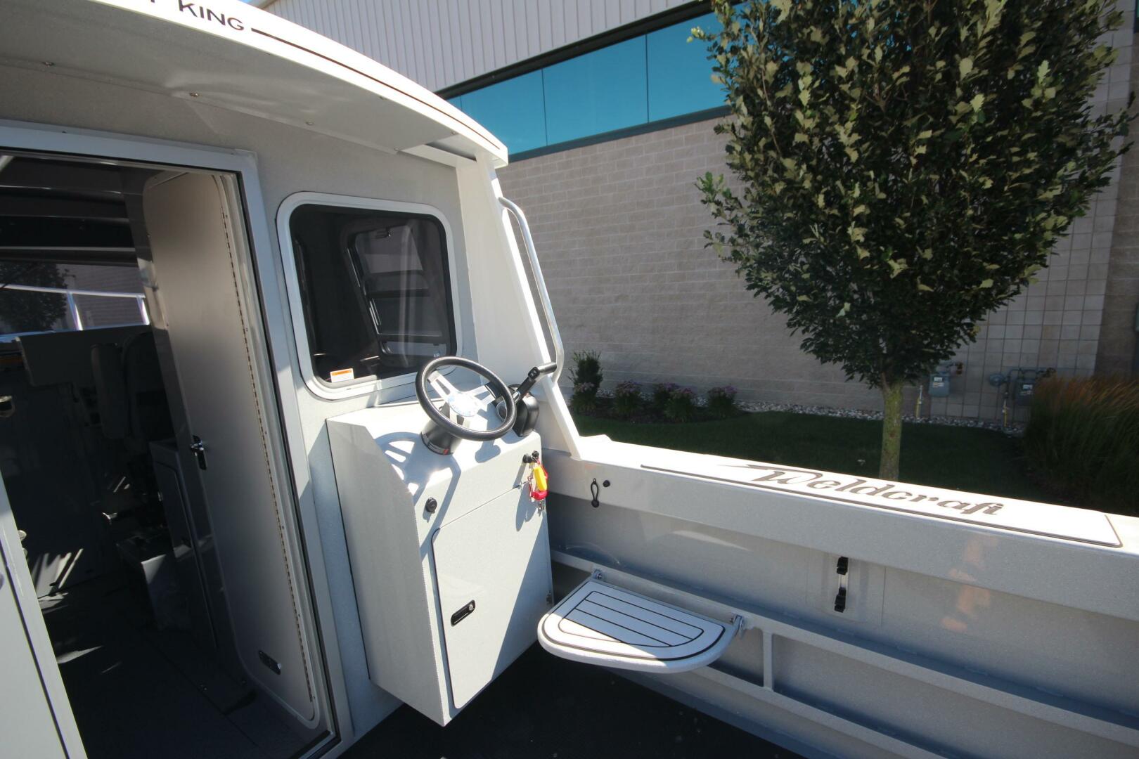 Slide: The Image of Weldcraft 260 Cuddy King 2023 - 5172841