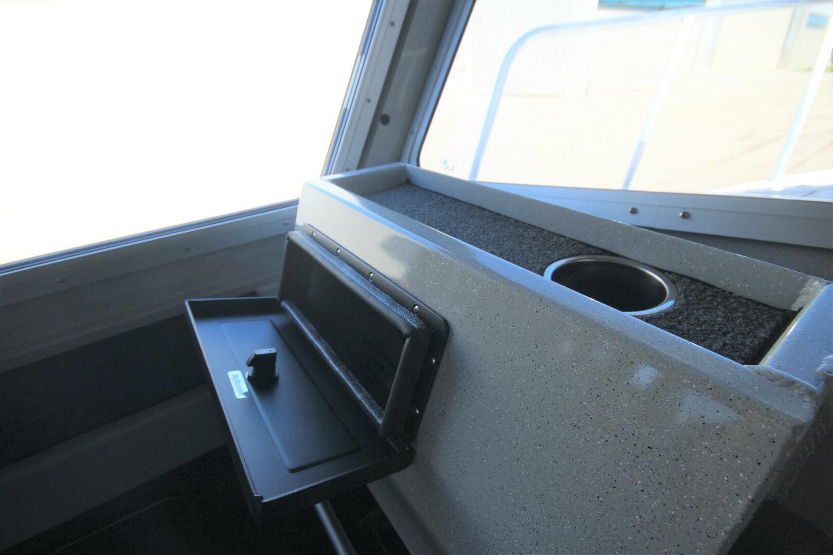 Slide: The Image of Weldcraft 260 Cuddy King 2023 - 5172864