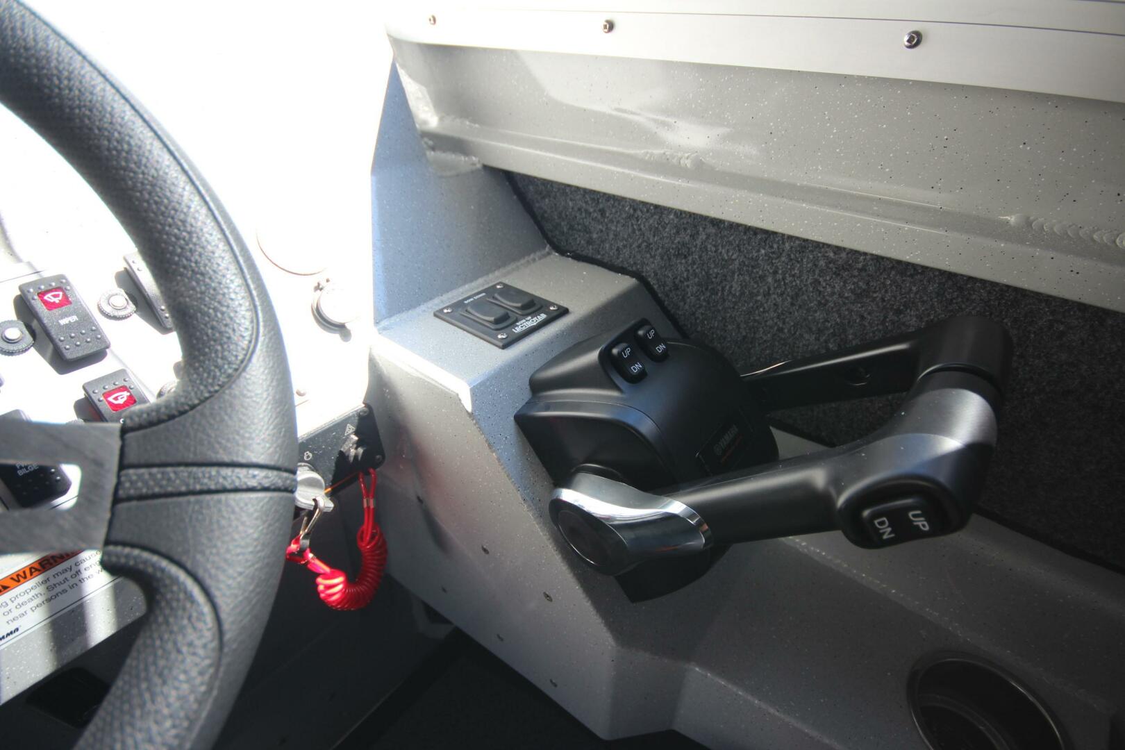 Slide: The Image of Weldcraft 260 Cuddy King 2023 - 5172869