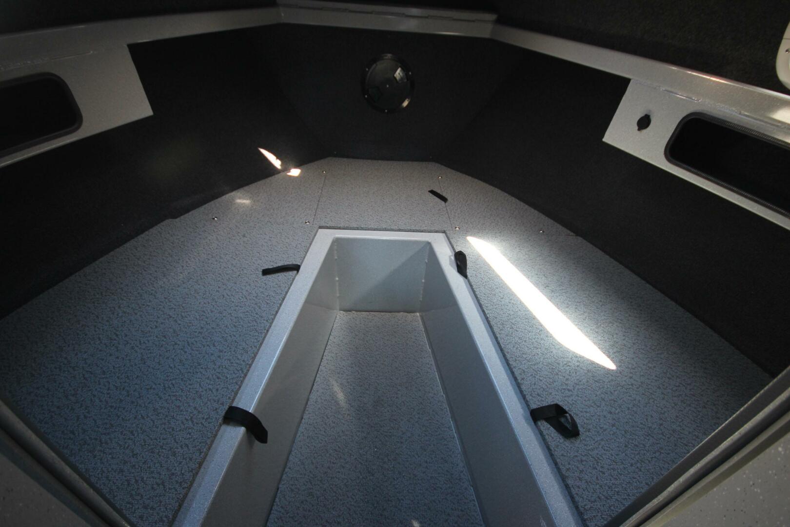 Slide: The Image of Weldcraft 260 Cuddy King 2023 - 5172884