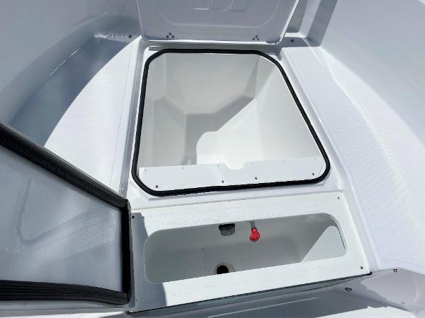 Slide: The Image of Wellcraft 182 Fisherman 2020 - 10