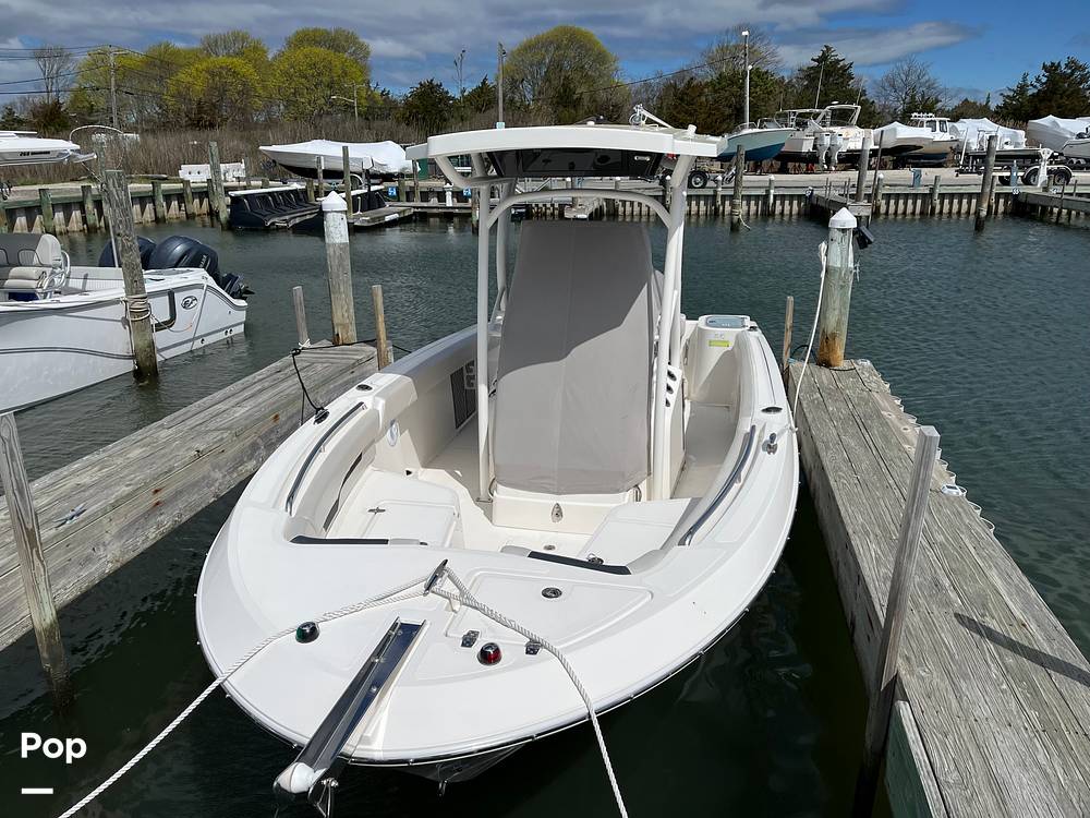 Slide: The Image of Wellcraft 222 Fisherman 2018 - 15399614