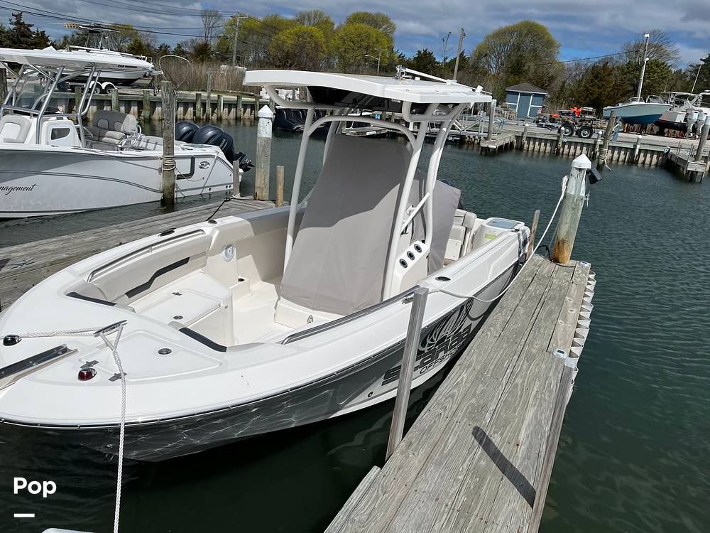 Slide: The Image of Wellcraft 222 Fisherman 2018 - 15399616