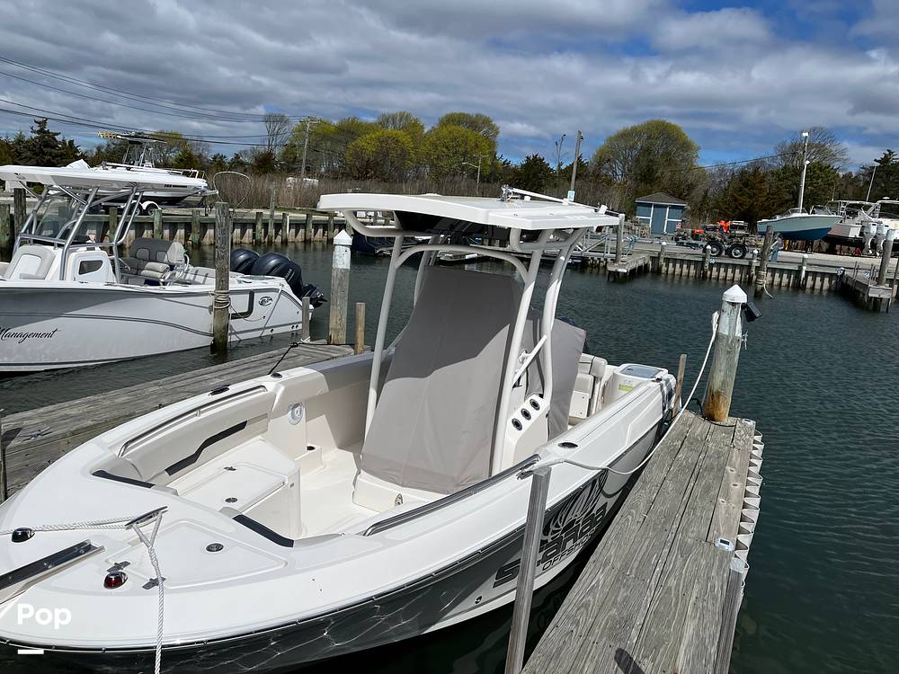 Slide: The Image of Wellcraft 222 Fisherman 2018 - 15399618