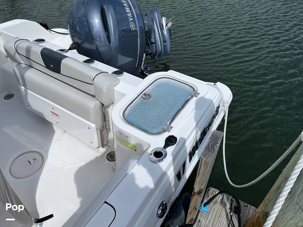 Slide: The Image of Wellcraft 222 Fisherman 2018 - 15399635