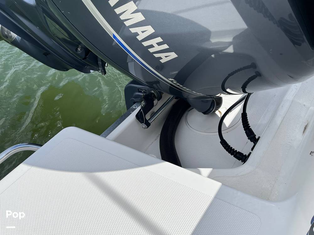 Slide: The Image of Wellcraft 222 Fisherman 2018 - 15399682