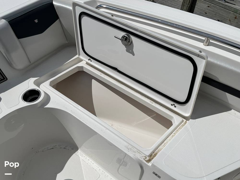 Slide: The Image of Wellcraft 222 Fisherman 2018 - 15399689