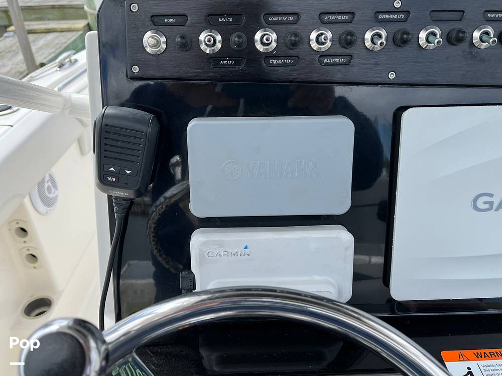 Slide: The Image of Wellcraft 222 Fisherman 2018 - 15399697