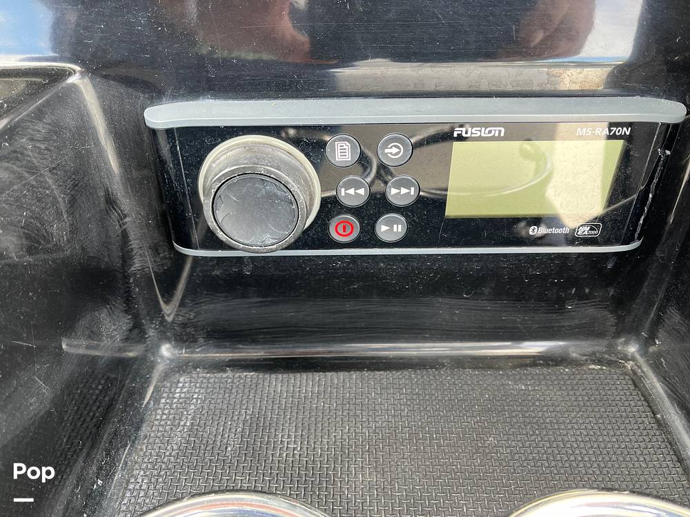 Slide: The Image of Wellcraft 222 Fisherman 2018 - 15399704