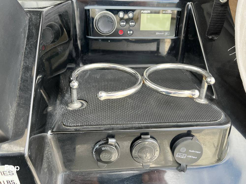 Slide: The Image of Wellcraft 222 Fisherman 2018 - 15399705