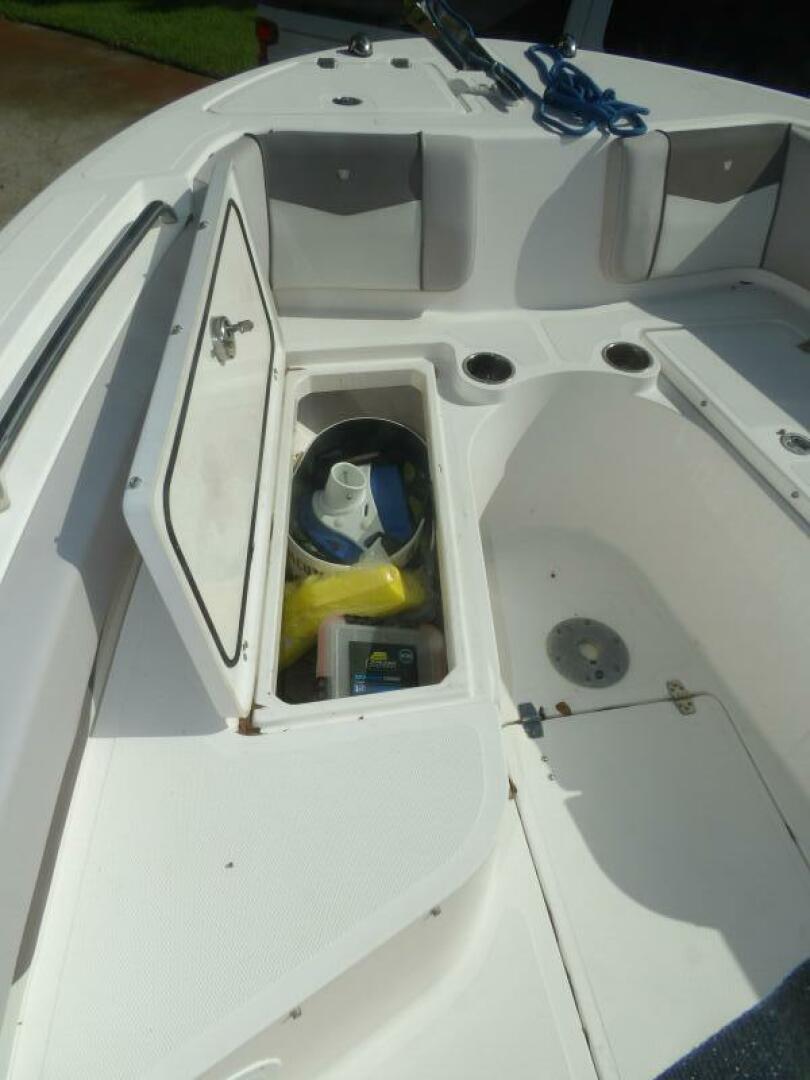 Slide: The Image of Wellcraft 222 Fisherman 2018 - 4642702