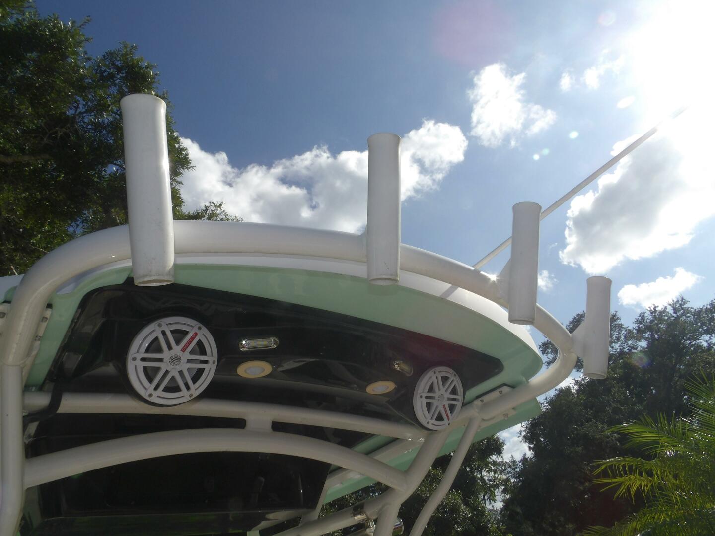 Slide: The Image of Wellcraft 222 Fisherman 2018 - 4642774