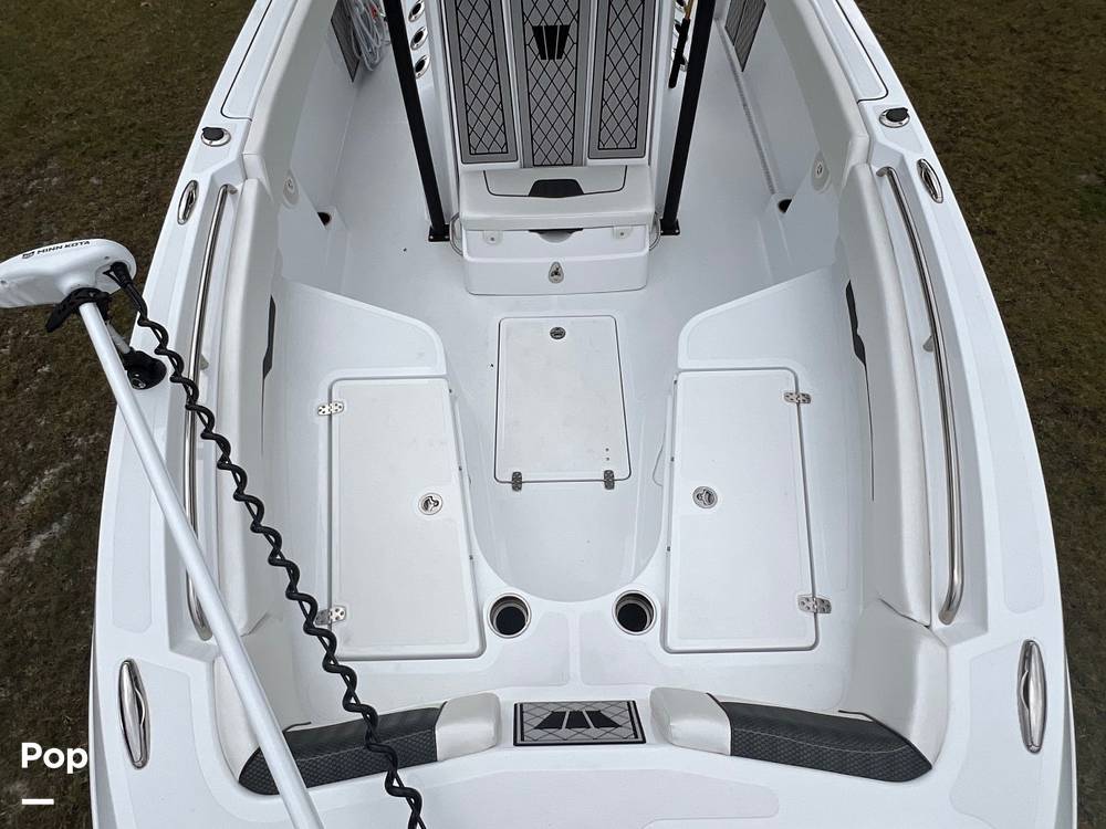 Slide: The Image of Wellcraft 222 Fisherman 2022 - 13555467