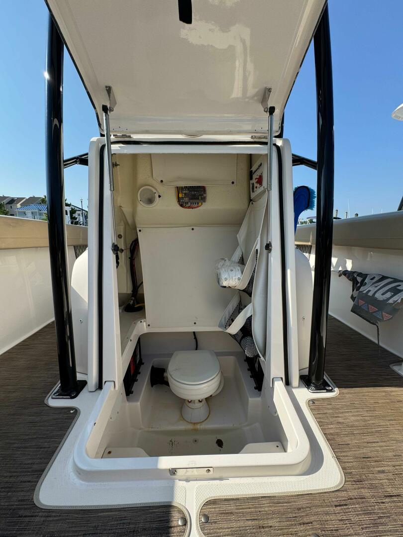 Slide: The Image of Wellcraft 222 Scarab Offshore 2017 - 5537447