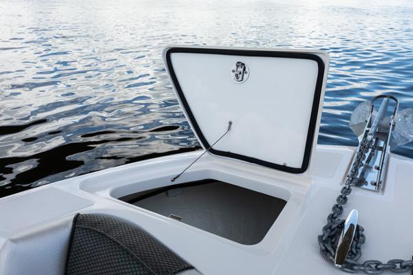 Slide: The Image of Wellcraft 242 Fisherman 2022 - 8