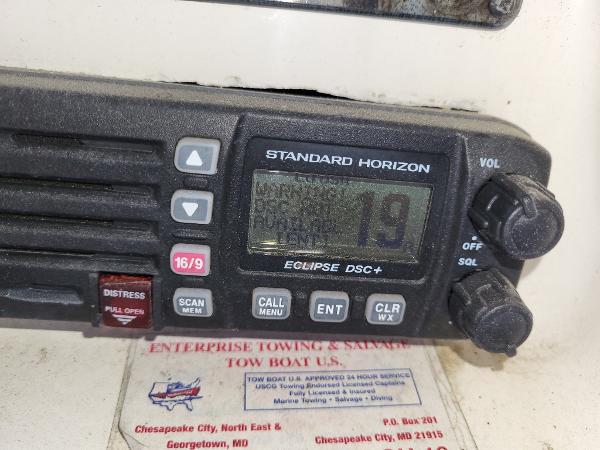 Slide: The Image of Standard Horizon Eclipse DSC+ marine radio on a 1997 Wellcraft 2800 Martinique boat. - 7
