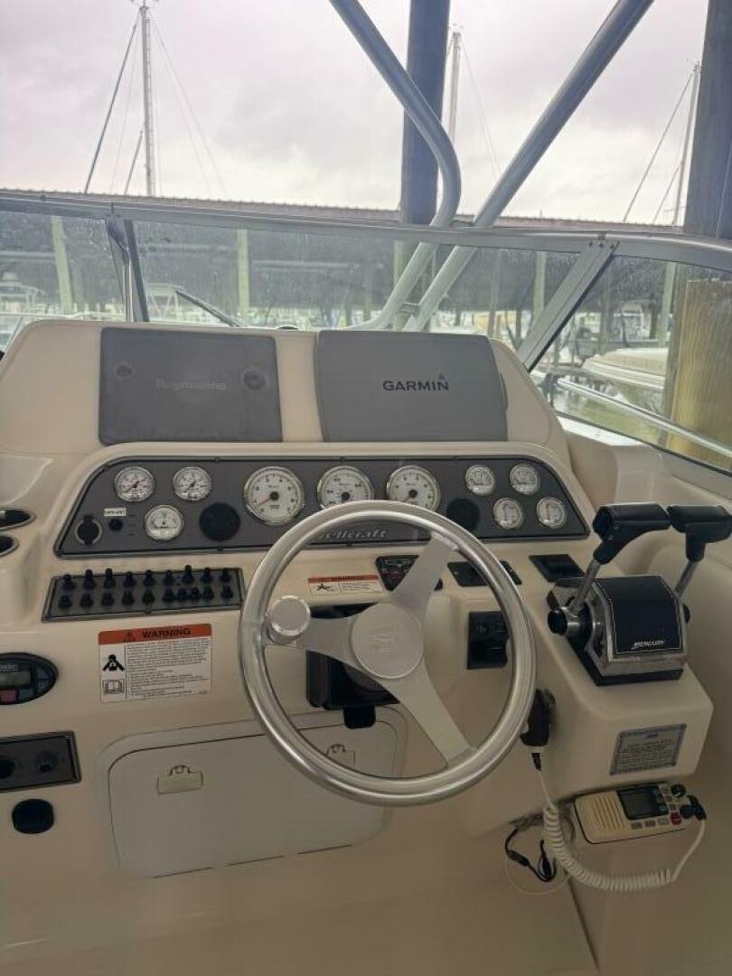 Slide: The Image of Wellcraft 29 2004 - 5251625