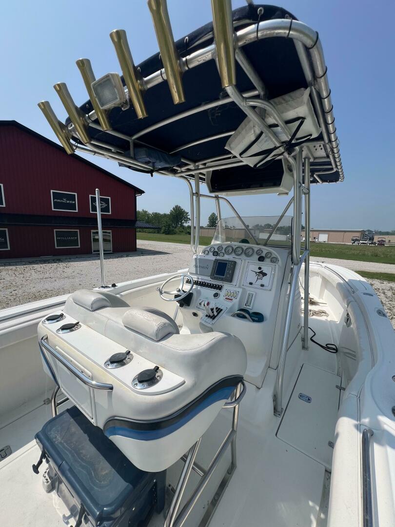 Slide: The Image of Wellcraft 29 Scarab Sport 2001 - 5444596