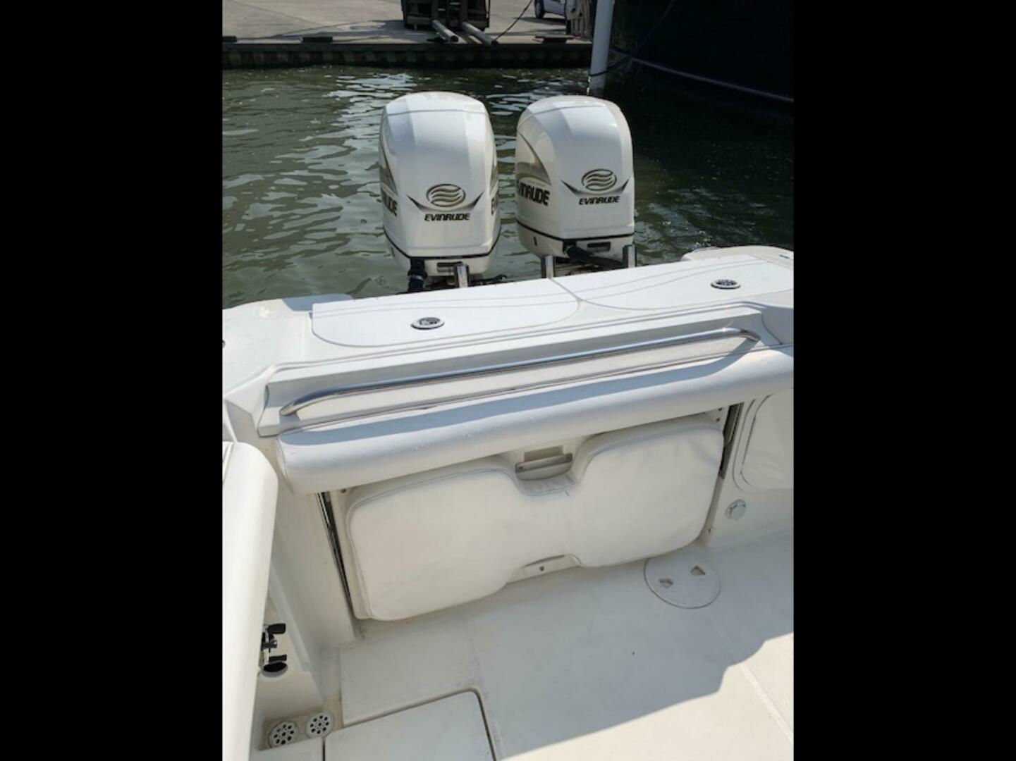 Slide: The Image of Wellcraft 29 Scarab Sport 2001 - 5444604