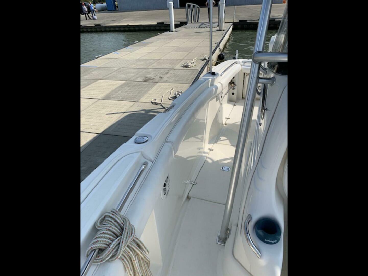 Slide: The Image of Wellcraft 29 Scarab Sport 2001 - 5444611