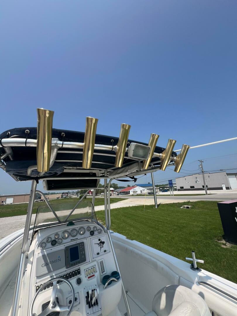 Slide: The Image of Wellcraft 29 Scarab Sport 2001 - 5444615