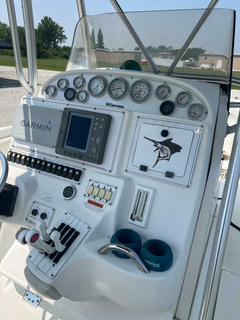 Slide: The Image of Wellcraft 29 Scarab Sport 2001 - 5444617