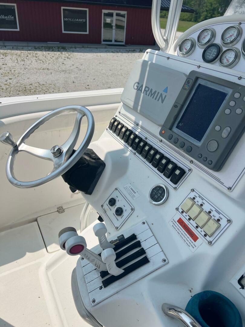 Slide: The Image of Wellcraft 29 Scarab Sport 2001 - 5444619