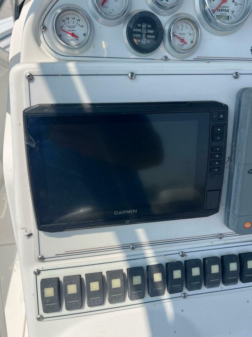 Slide: The Image of Wellcraft 29 Scarab Sport 2001 - 5444624