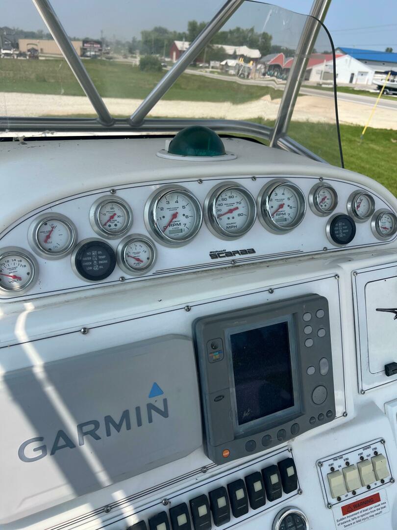 Slide: The Image of Wellcraft 29 Scarab Sport 2001 - 5444626