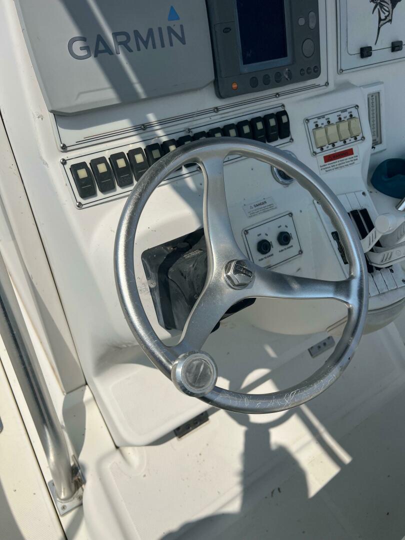 Slide: The Image of Wellcraft 29 Scarab Sport 2001 - 5444629