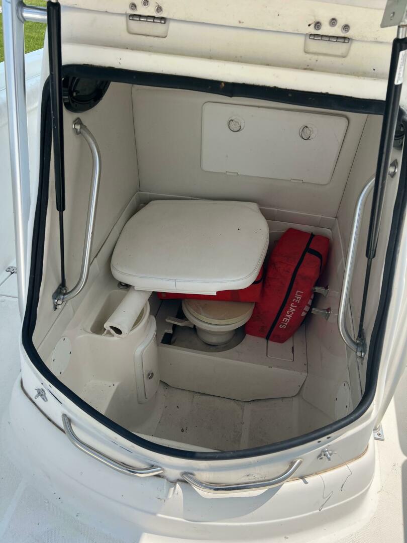 Slide: The Image of Wellcraft 29 Scarab Sport 2001 - 5444630