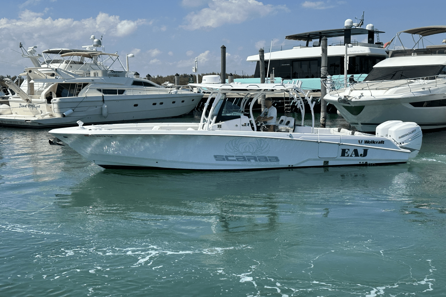 Slide: The Image of Wellcraft 302 2023 - 10