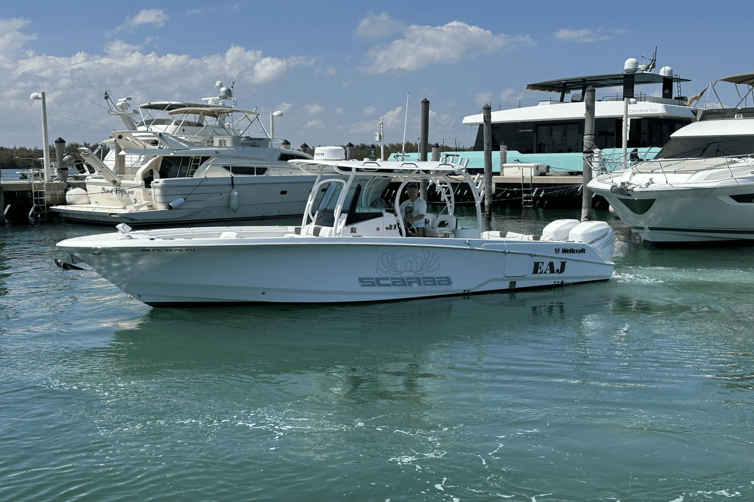 Slide: The Image of Wellcraft 302 2023 - 11