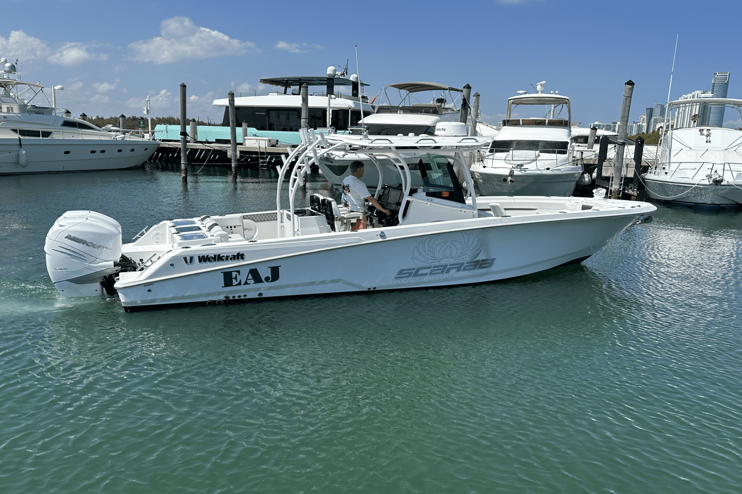 Slide: The Image of Wellcraft 302 2023 - 2