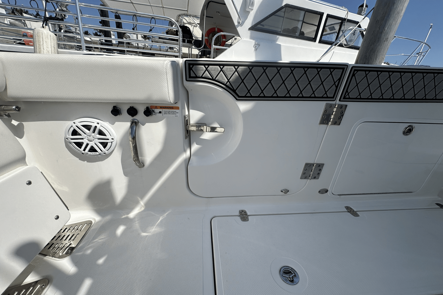 Slide: The Image of Wellcraft 302 2023 - 26