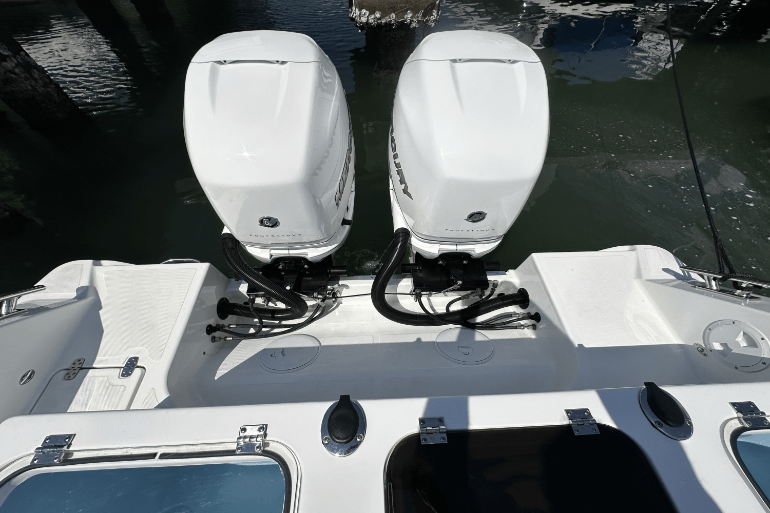 Slide: The Image of Wellcraft 302 2023 - 28