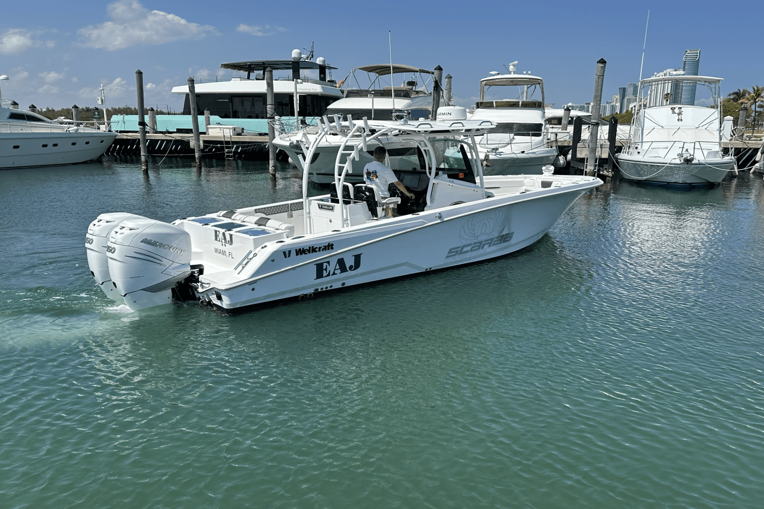 Slide: The Image of Wellcraft 302 2023 - 3