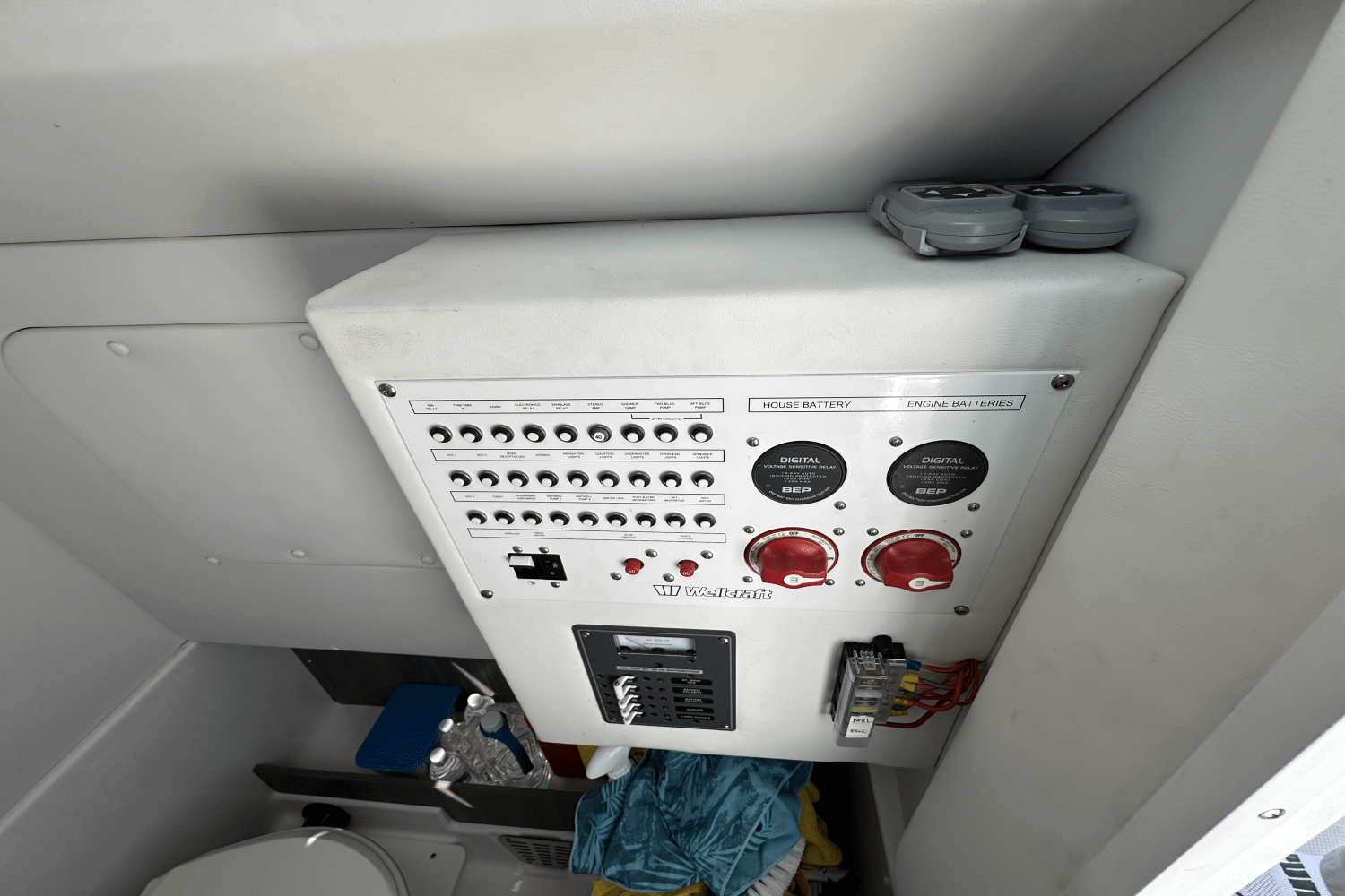 Slide: The Image of Wellcraft 302 2023 - 46