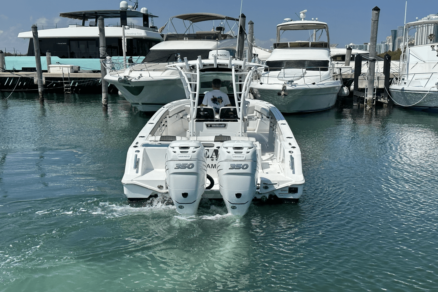 Slide: The Image of Wellcraft 302 2023 - 5