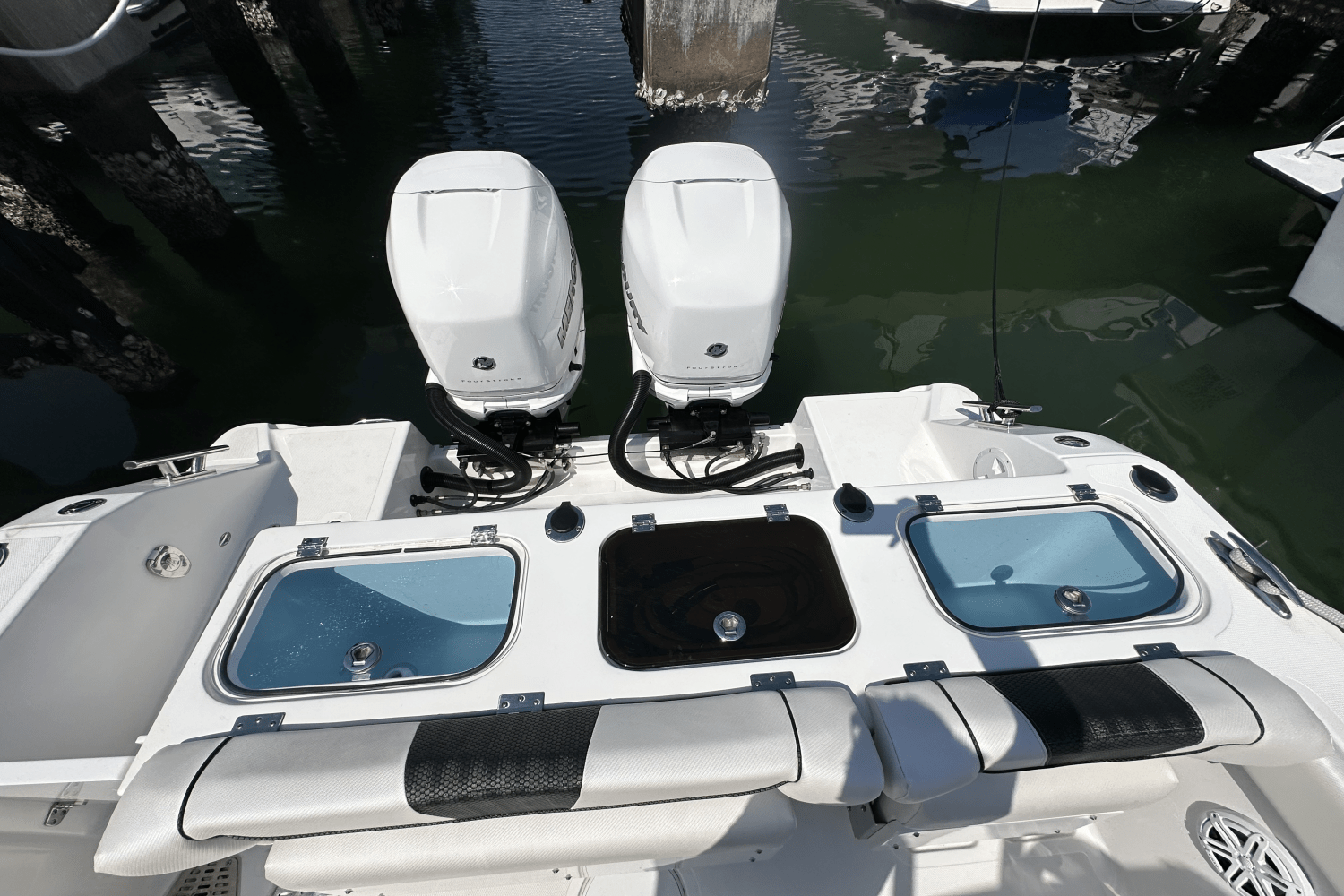 Slide: The Image of Wellcraft 302 2023 - 50