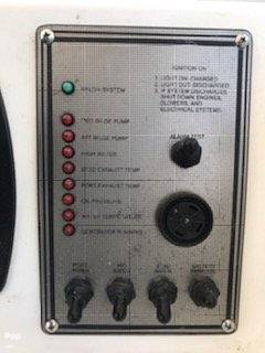 Slide: The Image of Wellcraft 330 Coastal 2000 - 15125663