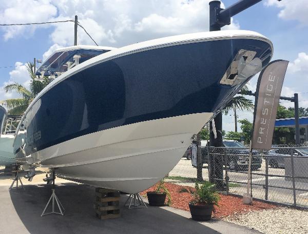Slide: The Image of Wellcraft 352 Fisherman 2019 - 0