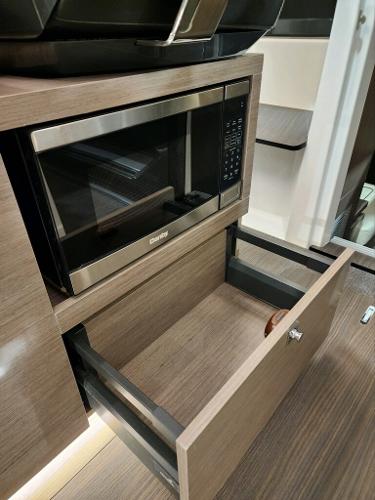 Slide: The Image of Wellcraft 355 Commuter 2024 - 53